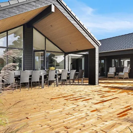 Ferienhaus Luxury With Pool - By Traum *